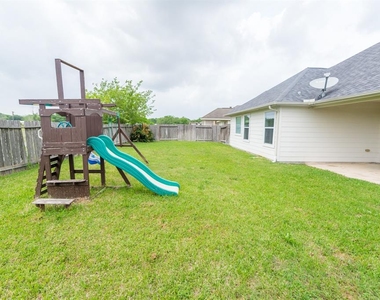 2834 Sage Bluff Avenue - Photo Thumbnail 35