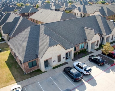 4425 Plano Parkway - Photo Thumbnail 13