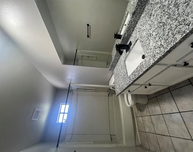 2205 Bunker Hill Court - Photo Thumbnail 9