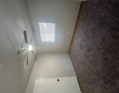 2205 Bunker Hill Court - Photo Thumbnail 10