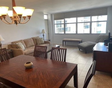 6039 Collins Ave - Photo Thumbnail 17