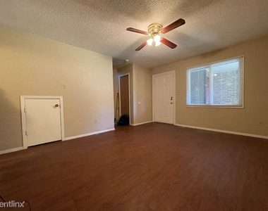 1226 Baylor Ave 121 - Photo Thumbnail 7