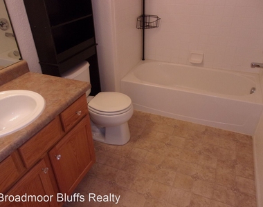 8361 Newbury Way - Photo Thumbnail 10