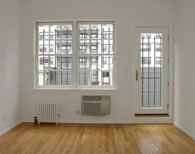 415 East 72nd Street - Photo Thumbnail 6