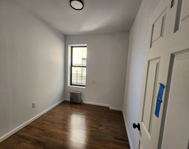 570 West 189th Street - Photo Thumbnail 4