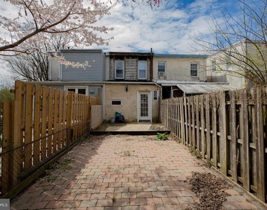 4121 Lauriston St - Photo Thumbnail 15