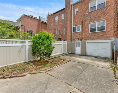 147-43 78 Avenue - Photo Thumbnail 15