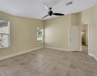 10233 Birch Bluff Lane - Photo Thumbnail 17