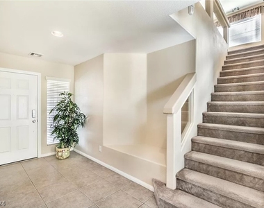 10595 Salmon Leap Street - Photo Thumbnail 8