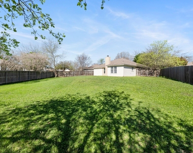 7109 Pappus Ct - Photo Thumbnail 9