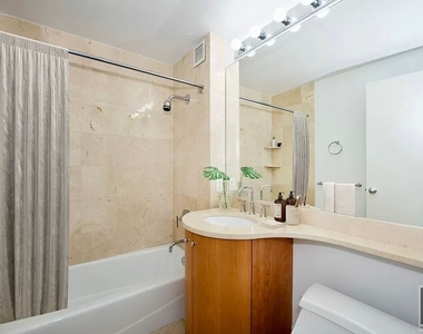 East 34th Street - Photo Thumbnail 4