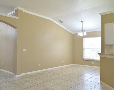 1346 Hatcher Loop Drive - Photo Thumbnail 10