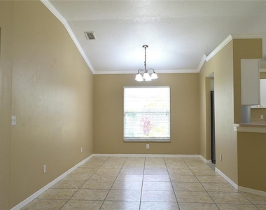 1346 Hatcher Loop Drive - Photo Thumbnail 11