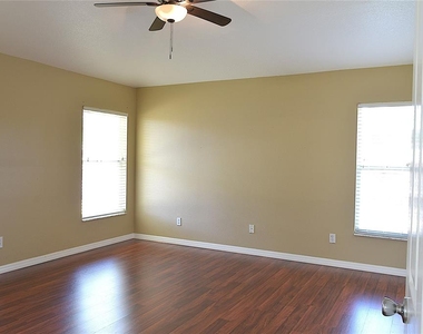 1346 Hatcher Loop Drive - Photo Thumbnail 21