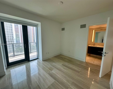 1451 Brickell Ave - Photo Thumbnail 19