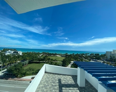 7600 Collins Ave - Photo Thumbnail 1