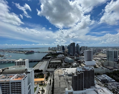 1750 N Bayshore Dr - Photo Thumbnail 35