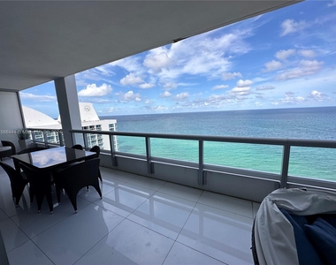 6799 Collins Ave - Photo Thumbnail 0