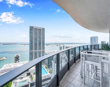 1000 Brickell Plz - Photo Thumbnail 59