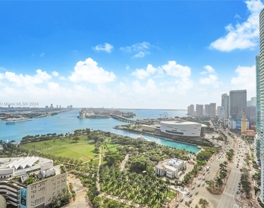 1100 Biscayne Blvd - Photo Thumbnail 16