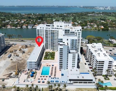 5401 Collins Ave - Photo Thumbnail 39