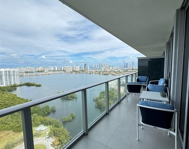 16385 Biscayne Blvd - Photo Thumbnail 6