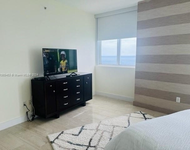 18201 Se Collins Ave - Photo Thumbnail 5