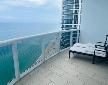 18201 Se Collins Ave - Photo Thumbnail 0