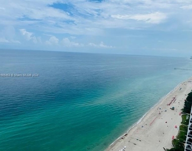 18201 Se Collins Ave - Photo Thumbnail 1