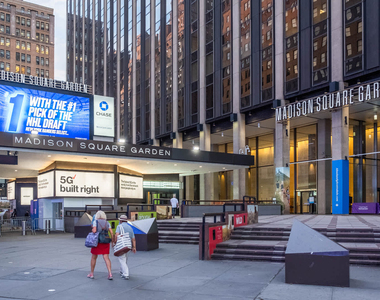 777 6th Avenue - Photo Thumbnail 14
