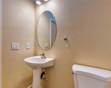 3132 Alder Grove Court - Photo Thumbnail 25