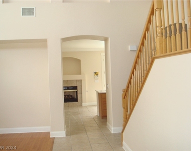 608 Bianca Bay Street - Photo Thumbnail 6