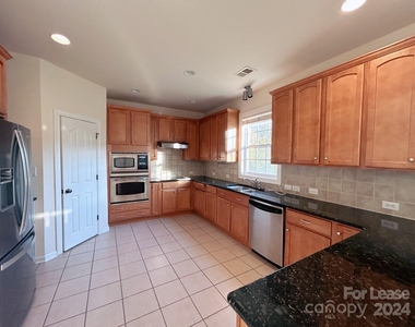 14705 Provence Lane - Photo Thumbnail 2