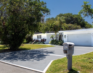 898 E Boca Raton Road - Photo Thumbnail 0