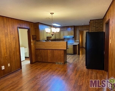 4821 Alexander Dr - Photo Thumbnail 5