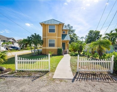 4011 Tarpon Ave - Photo Thumbnail 1