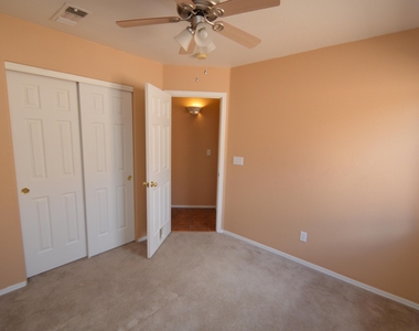 2177 W Burlwood Way - Photo Thumbnail 8