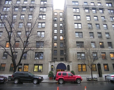 West 68th Street - Photo Thumbnail 10