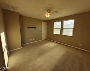 704 N 152nd Drive - Photo Thumbnail 13