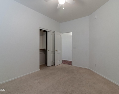 3036 E Kingbird Place - Photo Thumbnail 25