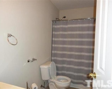 2710 Thoreau Drive - Photo Thumbnail 14