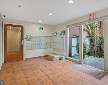 1720 Lombard Street - Photo Thumbnail 7