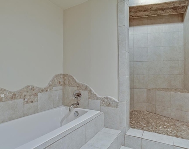 3110 Thomas Avenue - Photo Thumbnail 22