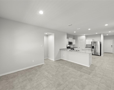 317 Bent Oak Drive - Photo Thumbnail 16