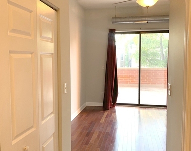 3125 W Fullerton Avenue - Photo Thumbnail 2