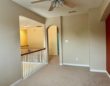 6208 Crescent Street - Photo Thumbnail 22