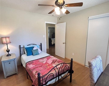 2783 W 29 Ln - Photo Thumbnail 18