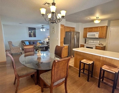 2783 W 29 Ln - Photo Thumbnail 6