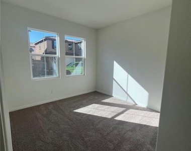 3990 E Catalina Street - Photo Thumbnail 9