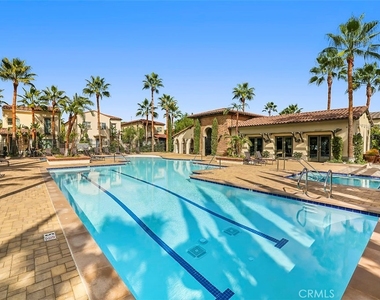 710 E Valencia Street - Photo Thumbnail 26